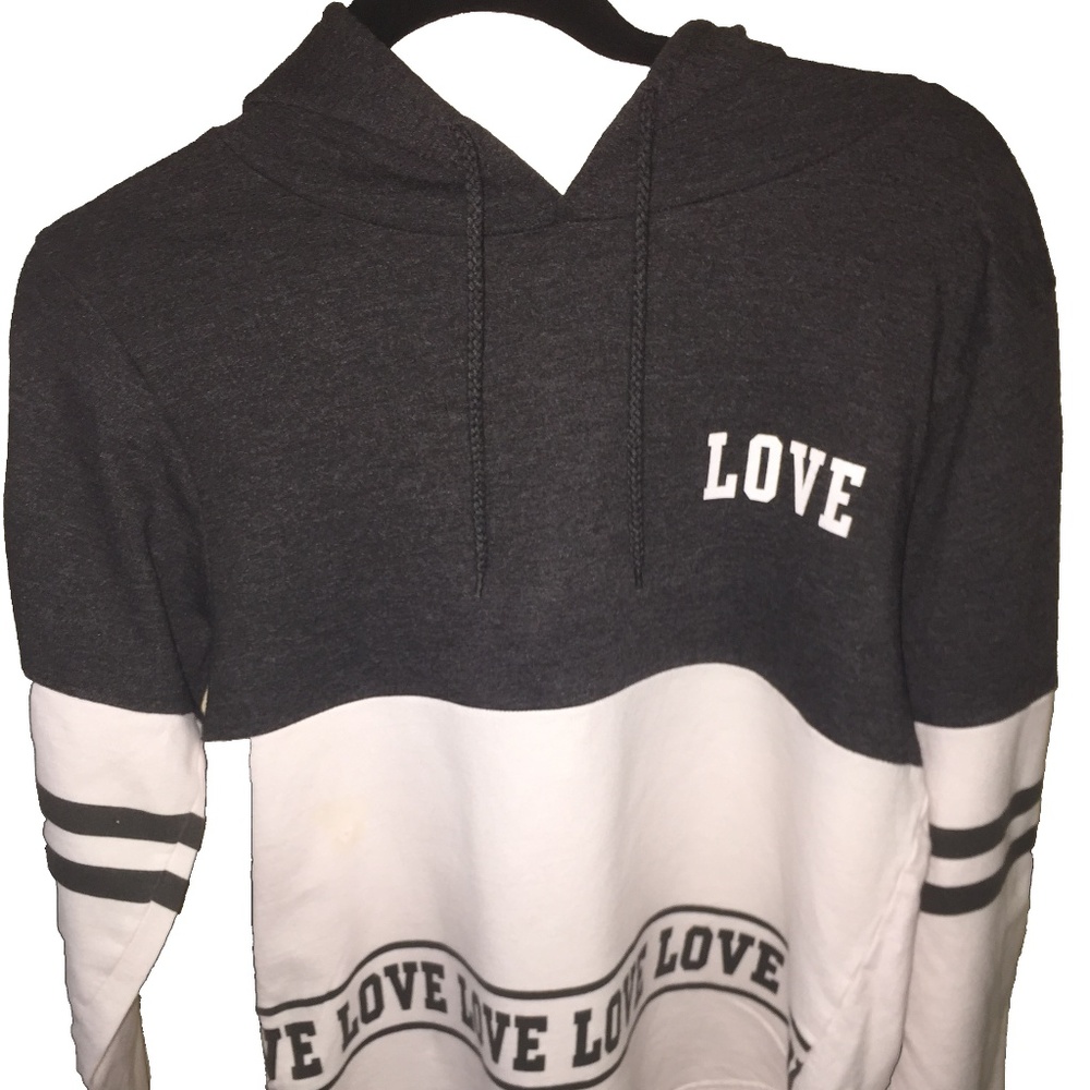 Junior's Sweatshirt